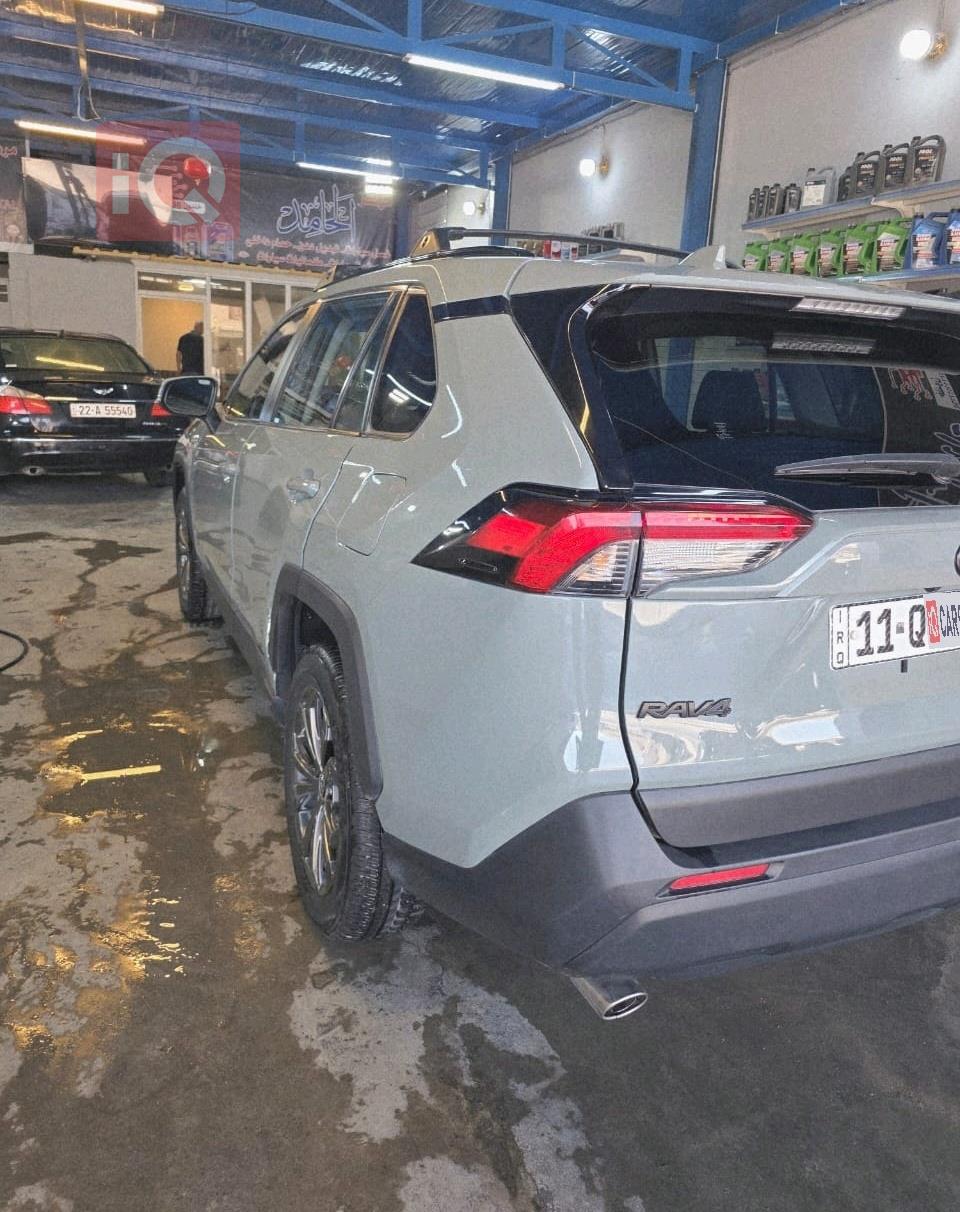 تويوتا راف 4